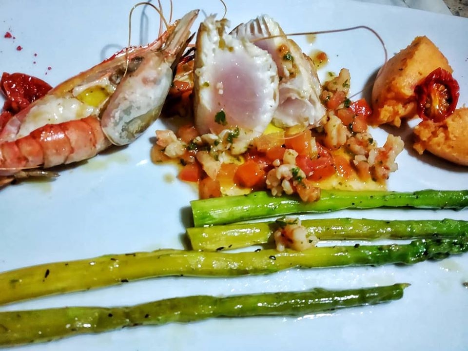 seafood dish asparagus